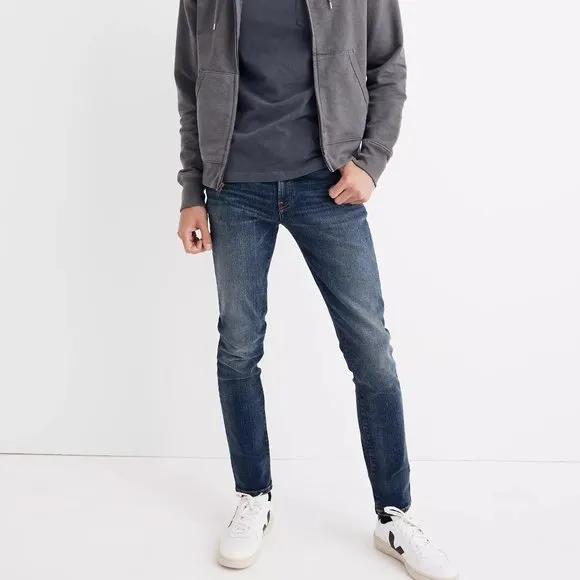 NWT Madewell Skinny Jeans in Wellmoor Wash 28 x 32
          
      NWT