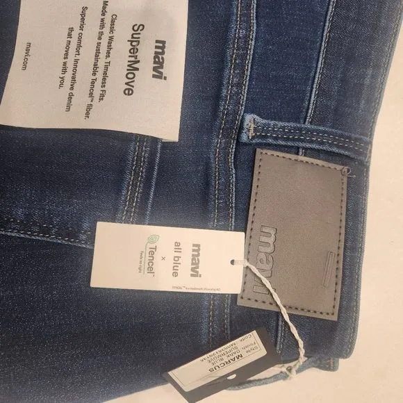 mavi ZACH Slim Straight Leg Super Move
          
      NWT