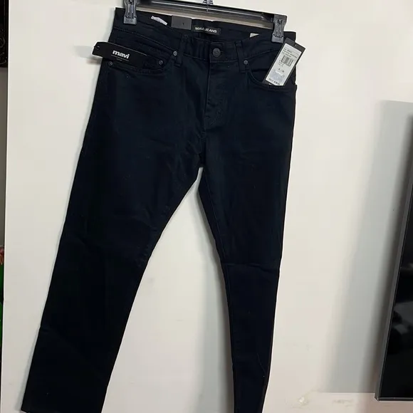 BNWT Mavi Jeans Men's 31/30 Zach Straight Leg Black Cotton Dark Wash Jean
          
      NWT