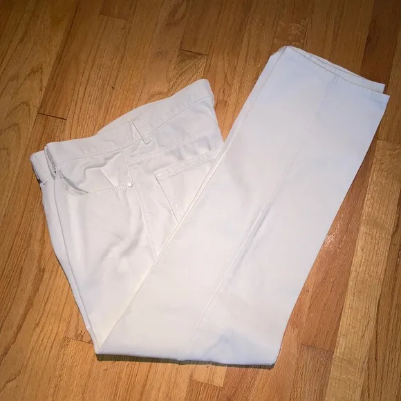 Mens classic white jeans. Michael Kors.