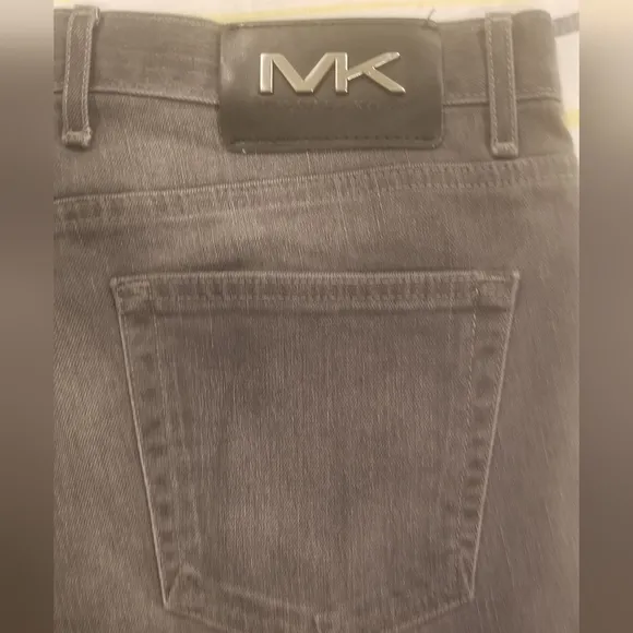MICHAEL KORS DARK GREY DENIM JEAN FOR MEN.  Size 33