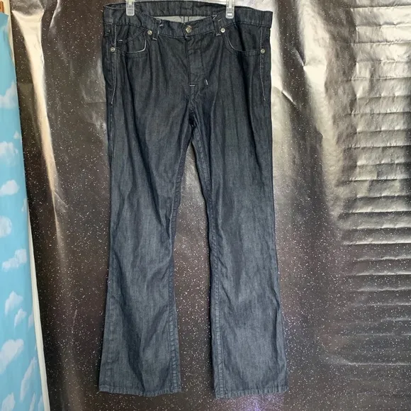 Monarchy- Dark Wash Jeans size 40