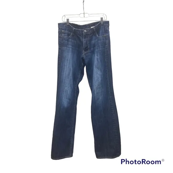 Monarchy Men’s Distressed Embellished Denim Straight Leg Jeans 34