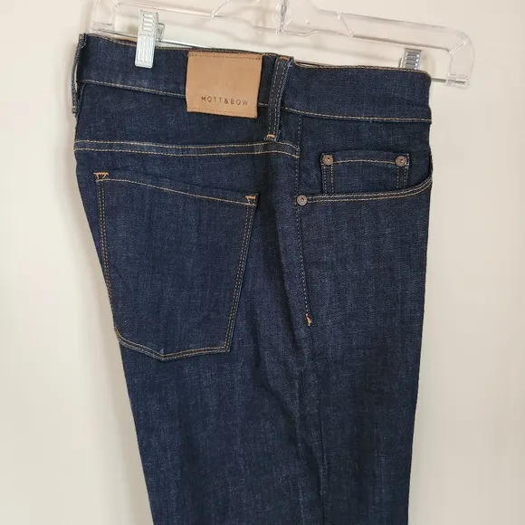NWOT Mott & Bow Jeans Men's 31x32 Slim Fit Dark Wash Blue Cotton Straight Leg