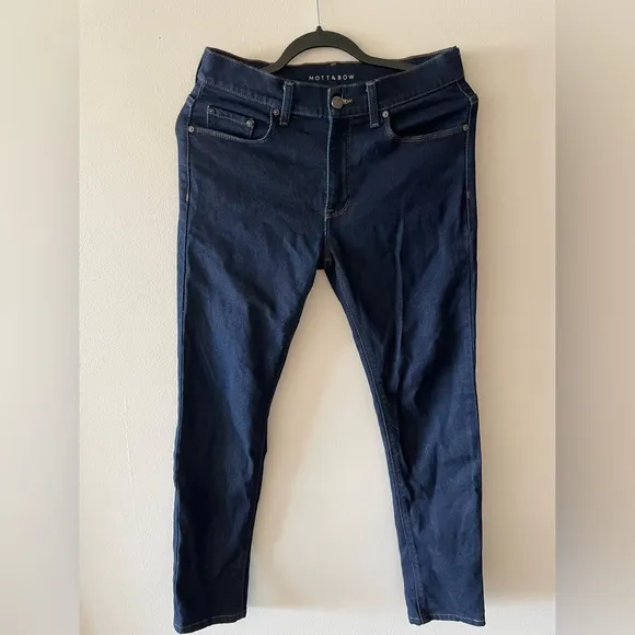 Mott & Bow slim tapered jeans
