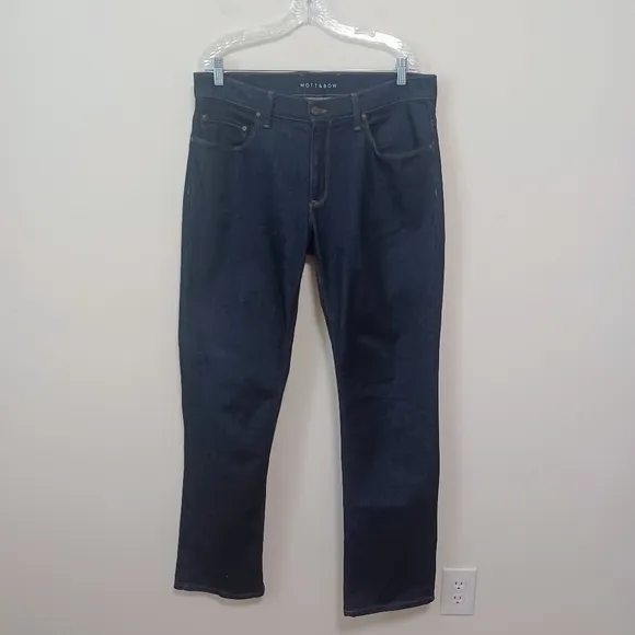 MOTT & BOW Straight Leg Men's Jeans Sz 36