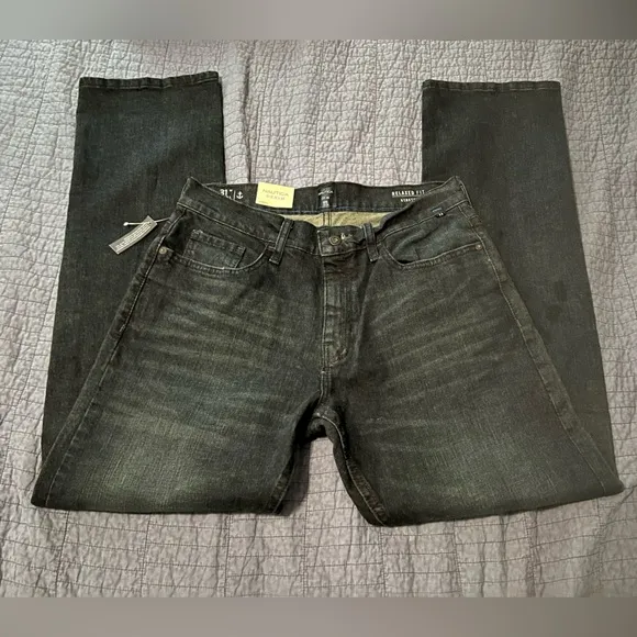 Men’s Nautica Relaxed Stretch Denim
          
      NWT