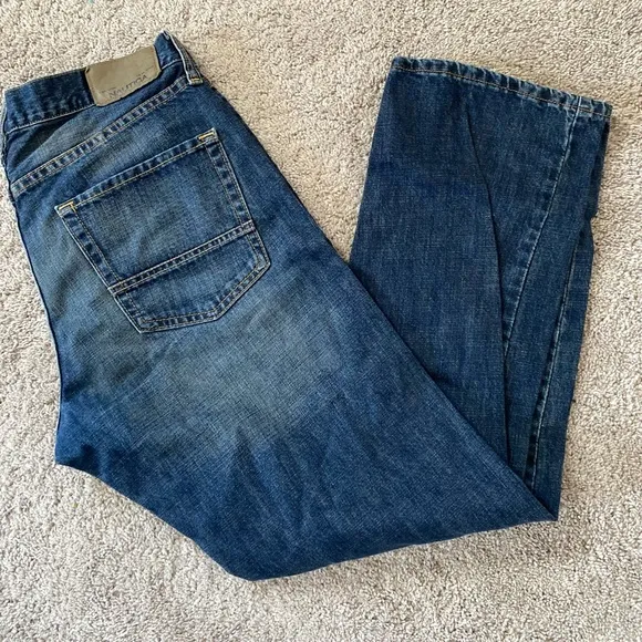 Nautica men’s 32 x 30 relaxed fit jeans