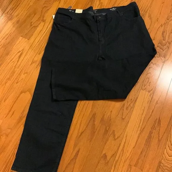 Nautica Size 52/32 straight fit denim jeans.
          
      NWT