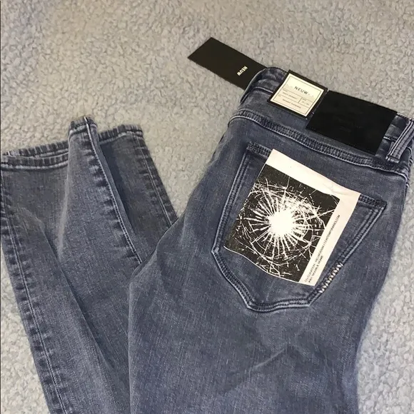 Neuw Iggy Skinny Heroes Jeans
          
      NWT