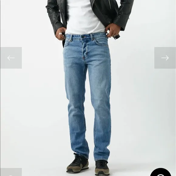 Neuw Ray Straight Jeans NWT
          
      NWT