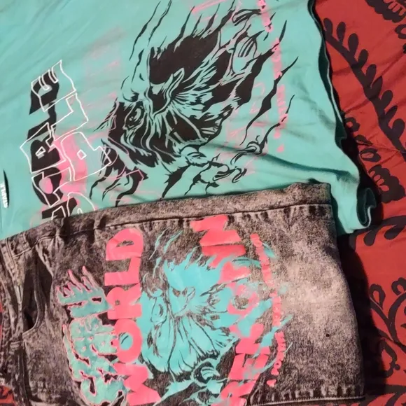 Size 40 pants 2xL shirt