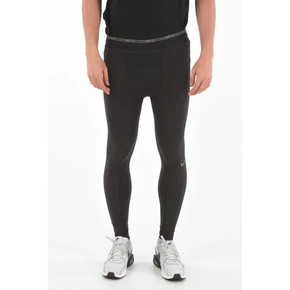 Nike Men's Black Regular Fit Jeans
          
      NWT