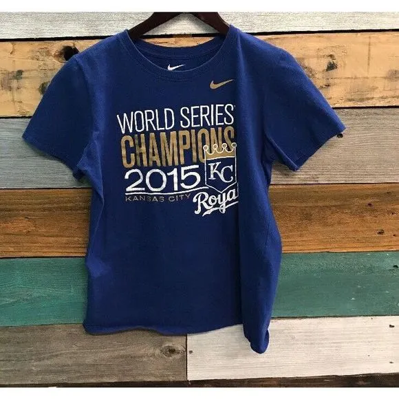 kansas city royals nike women’s T-shirt size Medium