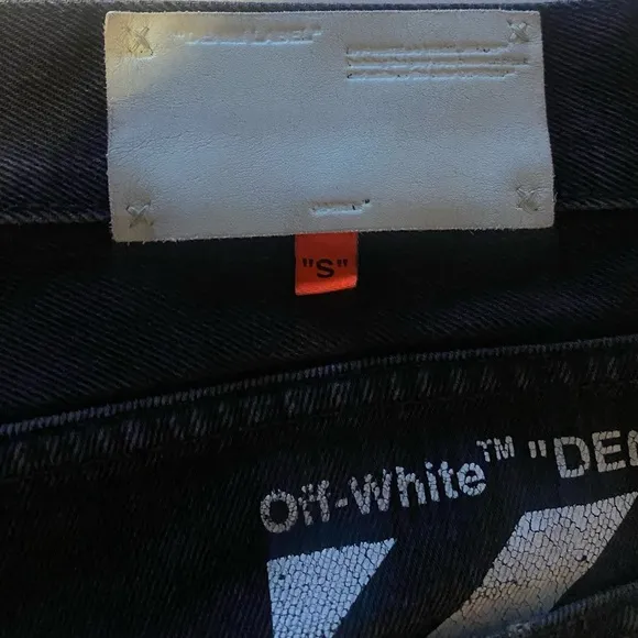 Off white dinem slim fit size 33 5/10 condition