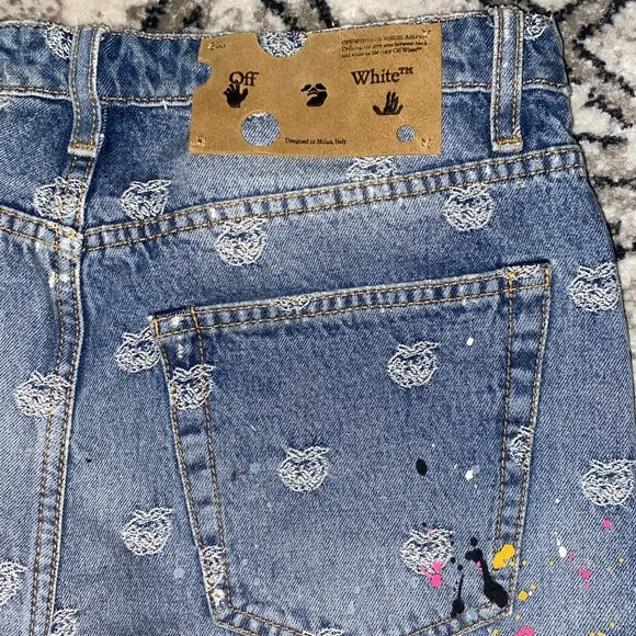 OFF WHITE
          
      NWT