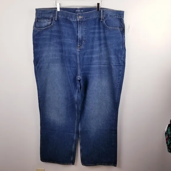 Old Navy #205756 Loose Jeans NWT size 48x32
          
      NWT