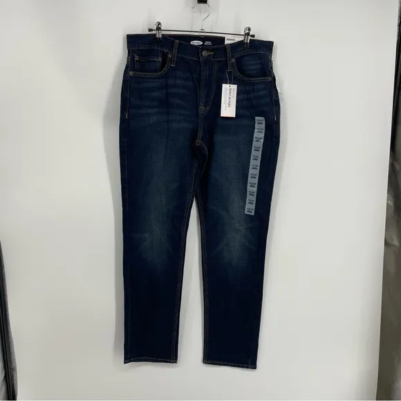 NWT Old Navy Athletic Built-In Flex Jeans 31x30 dark wash
          
      NWT