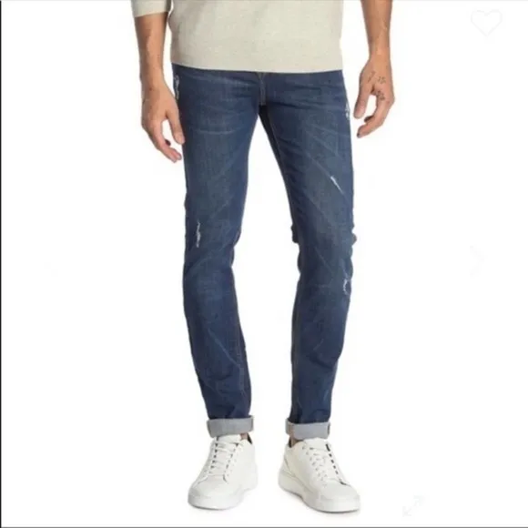 Outland Denim Dusty Slim Jeans in Worn Size 30
          
      NWT