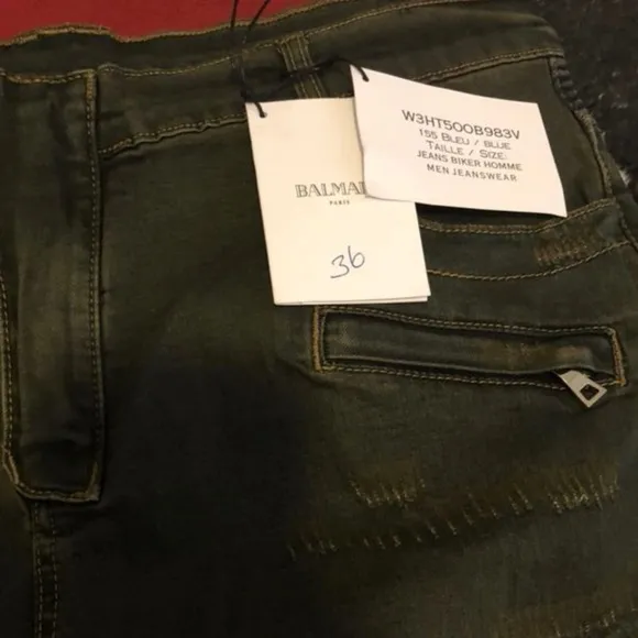 Balmains sz36 receipt included
          
      NWT