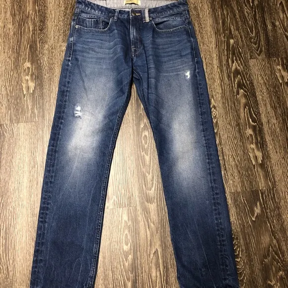 Men's Pull & Bear Jeans Stretch Medium 34” waist
          
      NWT