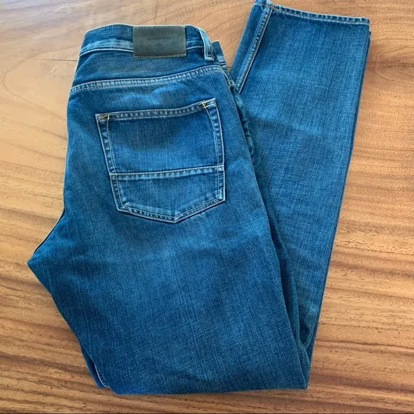 Quicksilver straight Fit Jeans - NWOT!