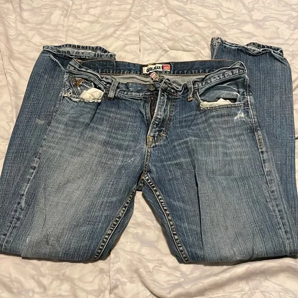 COPY - distressed quiksilver denim jeans