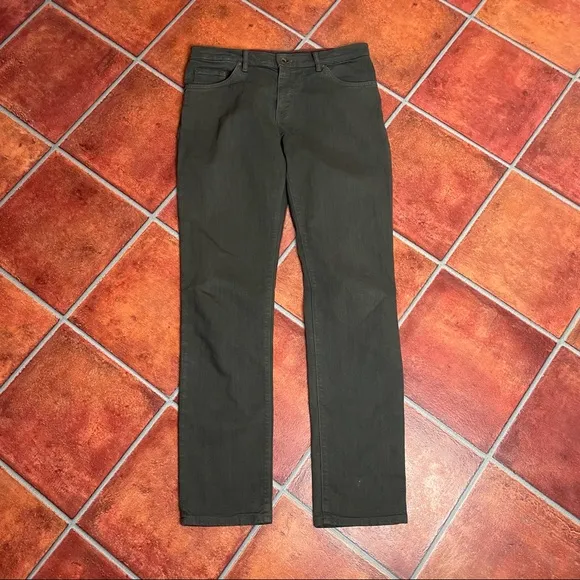 NWOT Raleigh Denim Martin Stretch Jeans