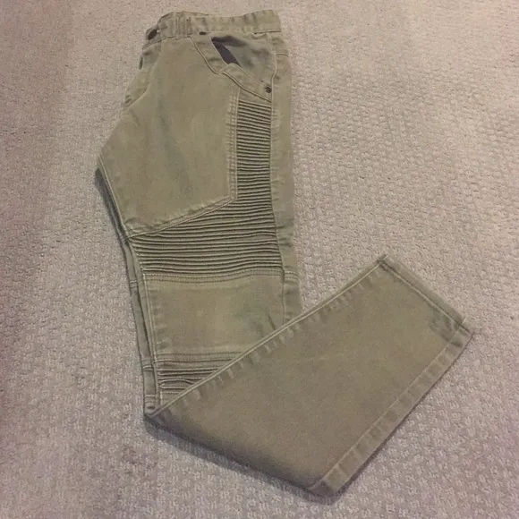 Olive men's skinny jeans