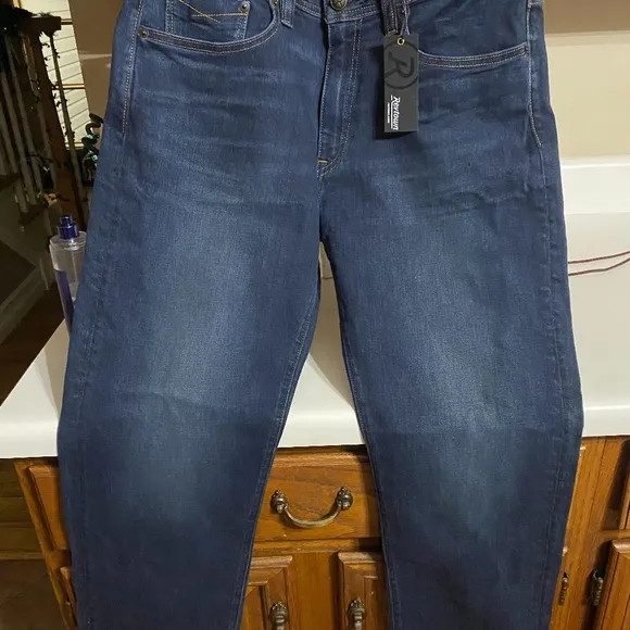 Men’s jeans
          
      Boutique