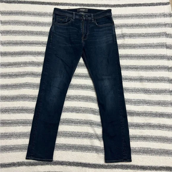 Revtown Taper Fit Jeans