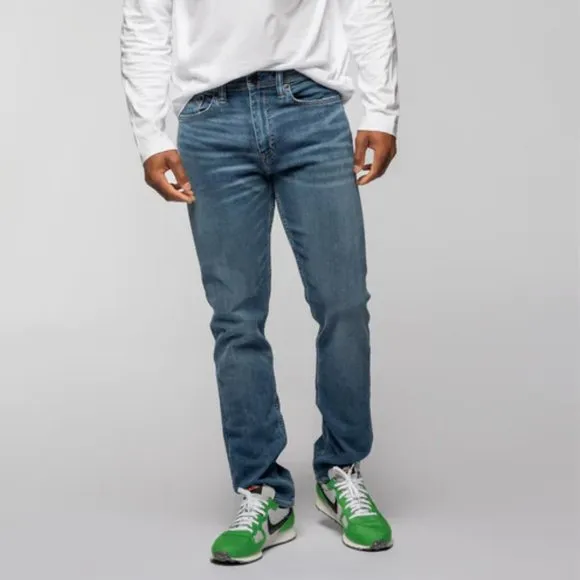 Revtown Decade Denim, Sharp, faded indigo, straigt cut leg, 31x30