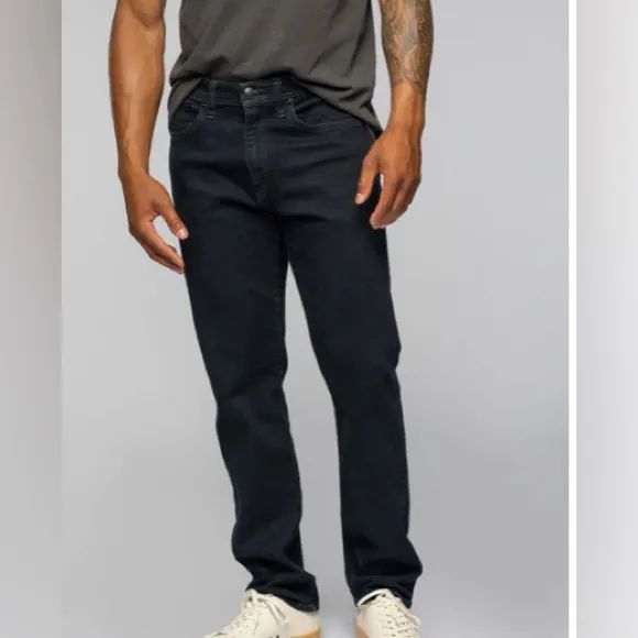 NWOT Revtown Decade Denim Automatic Straight Leg 31x30