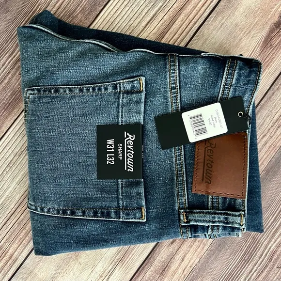 Revtown Men’s Sharp Faded Indigo 31 X 32 NEW WITH TAGS
          
      NWT