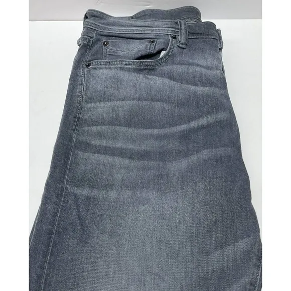 Revtown Decade Blue Jeans men's 36x32 Automatic Straight Leg Denim Light Fading