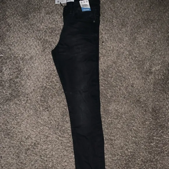 Super skinny jeans size 30 best offer
          
      NWT