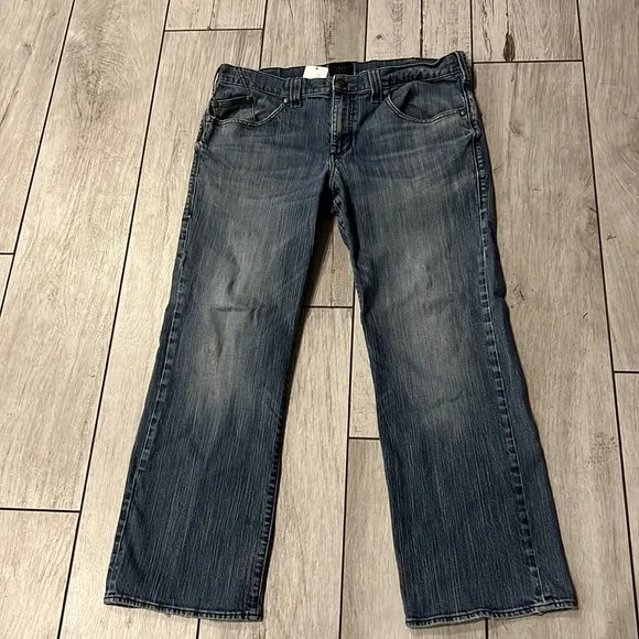 Rock and Republic men’s jeans