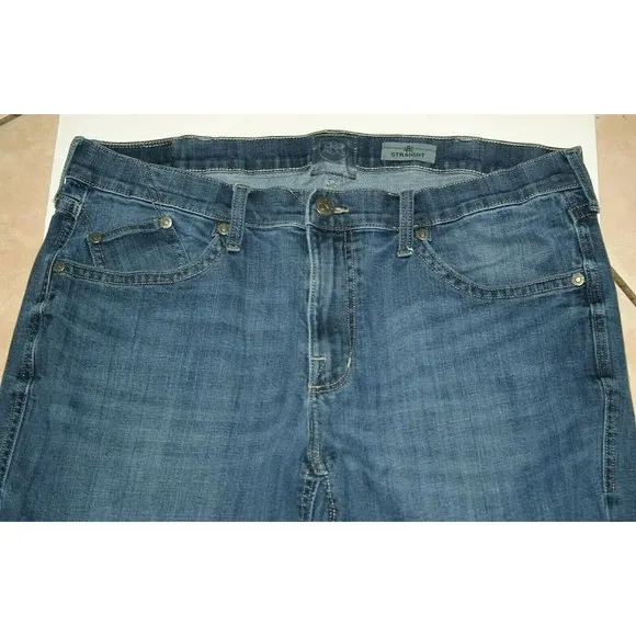 Rock & Republic straight jeans mens 37 x 30 blue