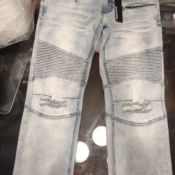 Men's Rock Star jeans nwt
          
      NWT