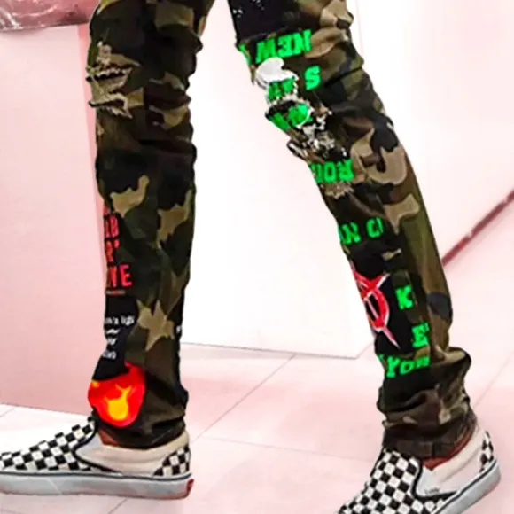 ROCKSTAR RIDGE PRINTED JEAN
          
      NWT