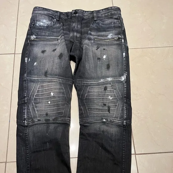 Rockstar reversible jean
          
      Boutique