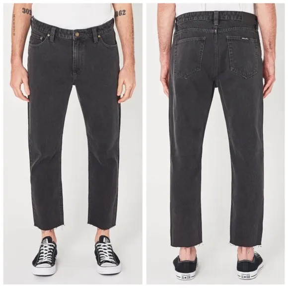 •ROLLA’S• NWOT Relaxo Chop Jeans in Stone Black