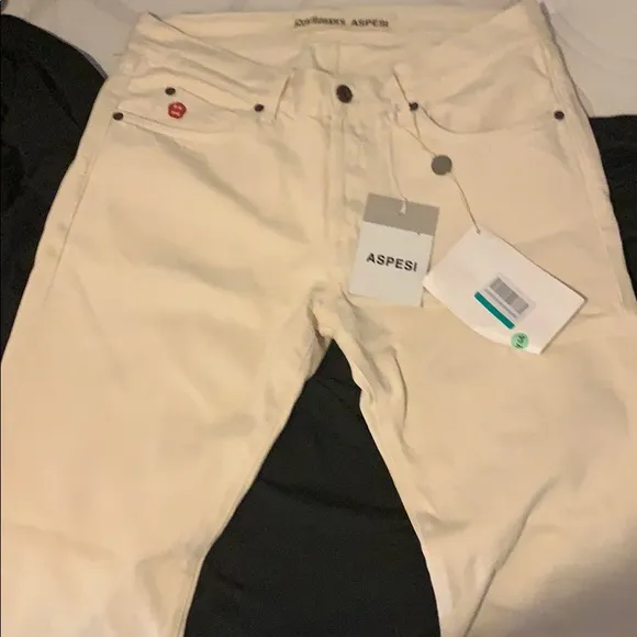Roy Rogers jeans
          
      NWT
