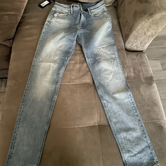 Rta Jeans
          
      NWT