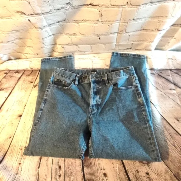RVCA No Wave Flood Denim Distressed Jeans Size 31