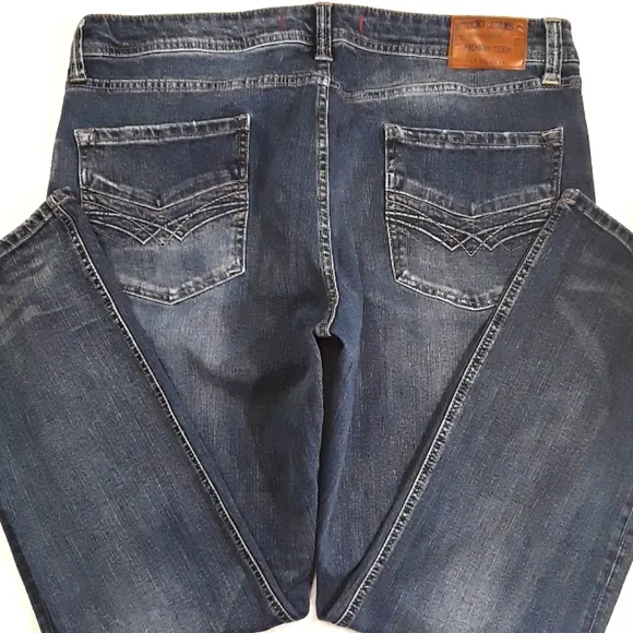 Seven7 Denim "Straight Fit" Jeans. Men's Size: W40x32L