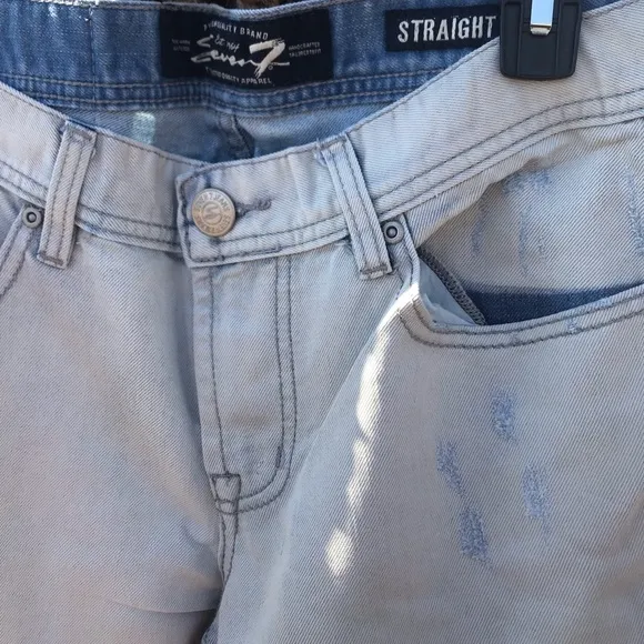 Awesome pair of seven7  jeans!