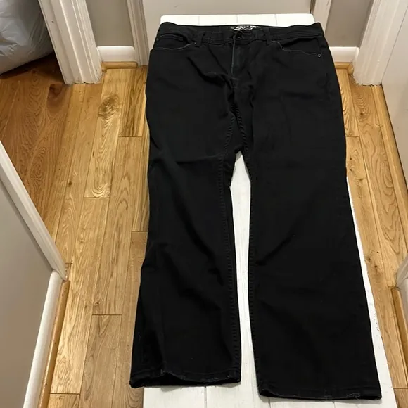 Seven black jeans