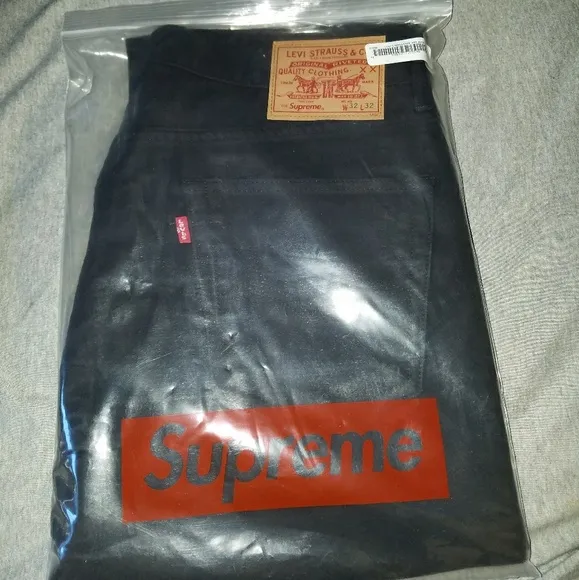 Supreme Levi 505 Moleskin Jeans
          
      NWT