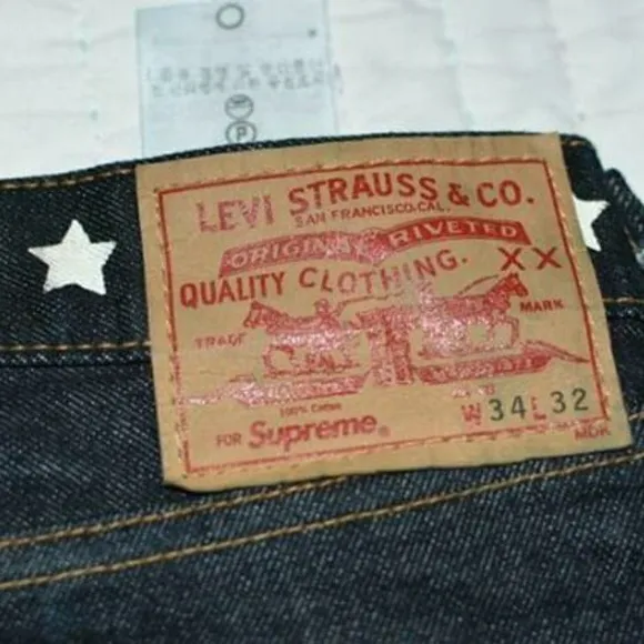 Supreme Levi's jeans